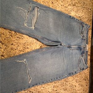 Abercrombie Baggy Low Rise Curve Love Distressed